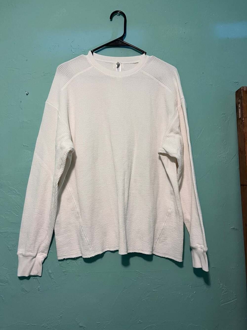 SKIMS Heavyweight Waffle Long Sleeve Crewneck Thermal Top ecru off White